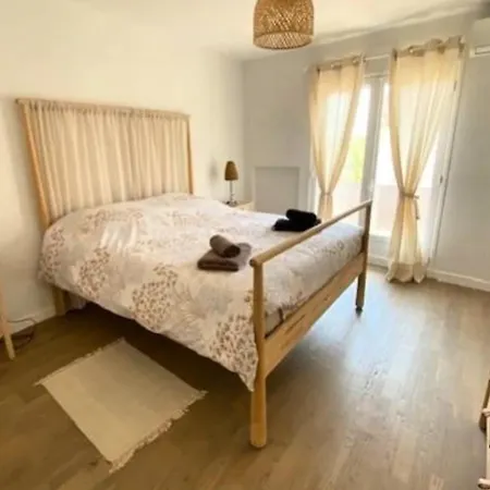 Spacious House With Balcony Holiday home Sainte-Maxime