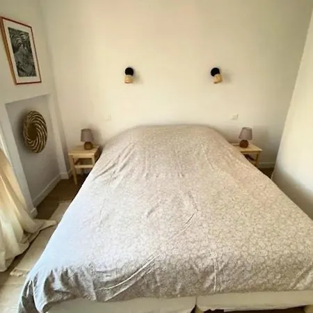 Spacious House With Balcony בית נופש *