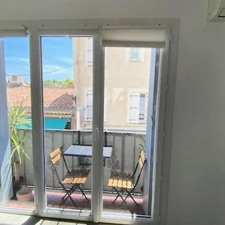Dom wakacyjny Spacious House With Balcony Sainte-Maxime