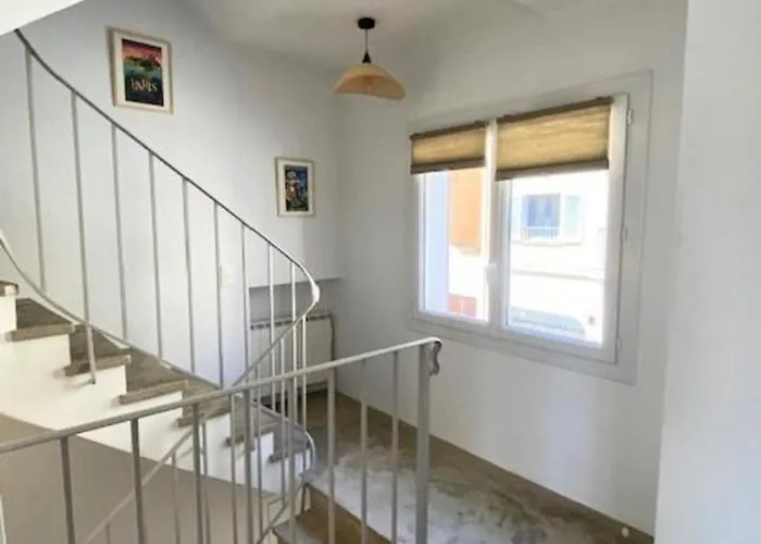 Spacious House With Balcony Сasa de vacaciones Sainte-Maxime